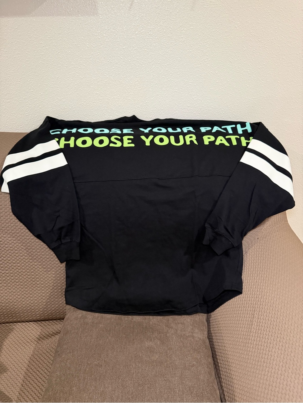 Disney Parks Star Wars Spirit Jersey Choose Your Path S/Small Grogu Madalorian